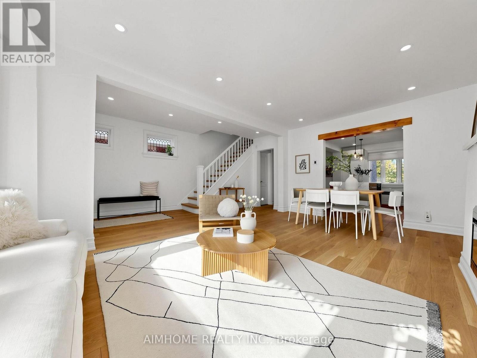 280 Fairlawn Avenue, Toronto, Ontario  M5M 1T1 - Photo 6 - C14103118