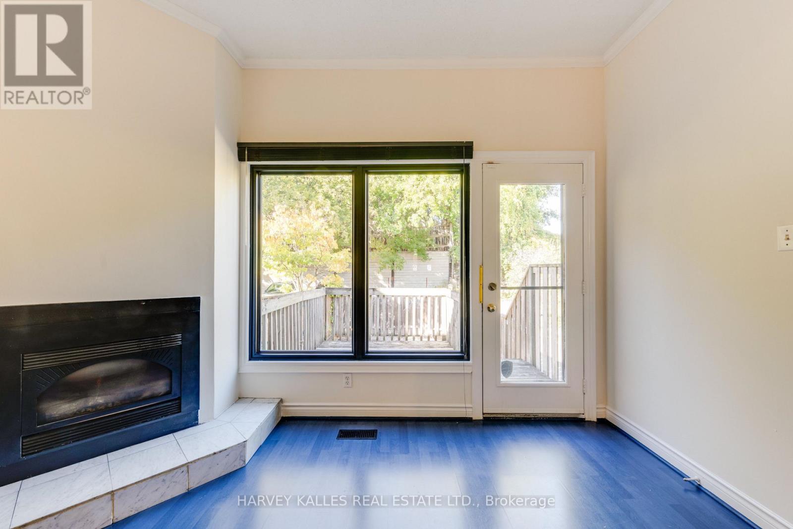 16 St. James Court, Toronto, Ontario  M4X 1X4 - Photo 10 - C14103140