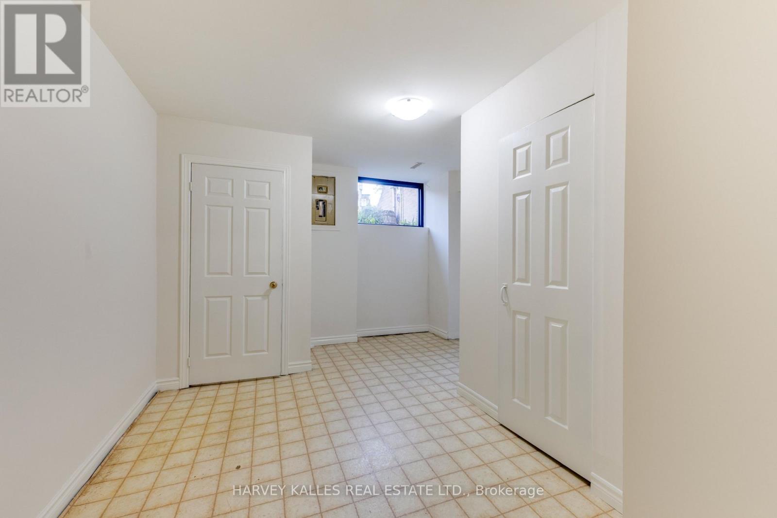 16 St. James Court, Toronto, Ontario  M4X 1X4 - Photo 26 - C14103140