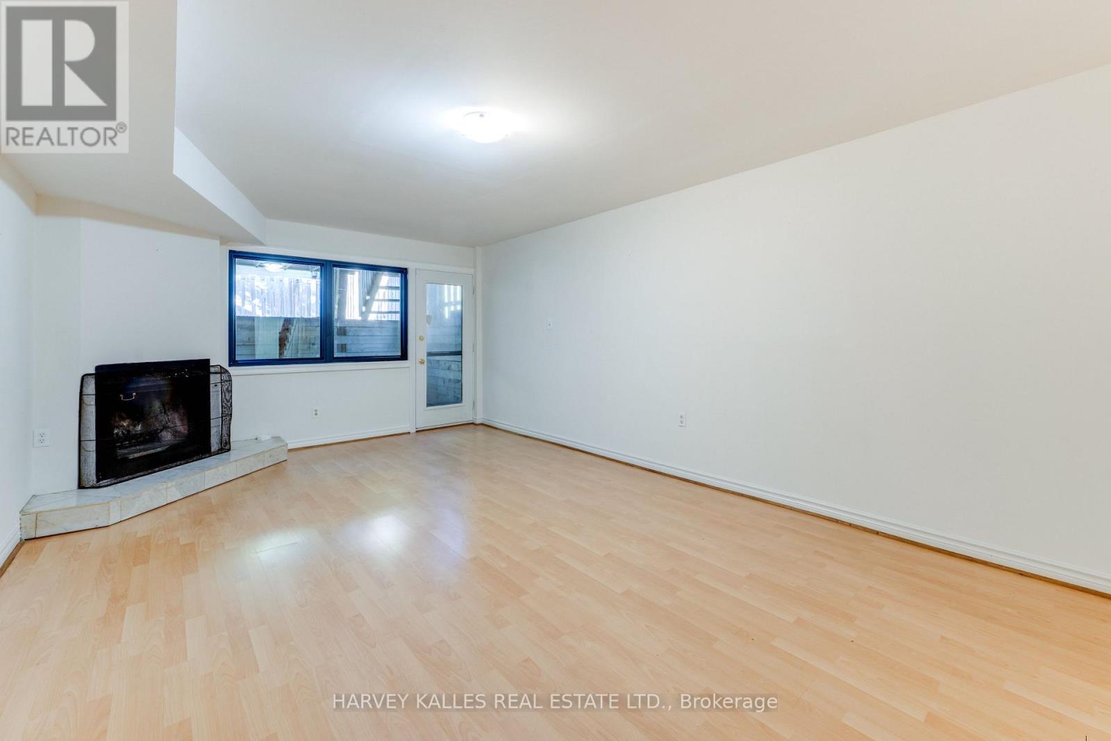 16 St. James Court, Toronto, Ontario  M4X 1X4 - Photo 30 - C14103140