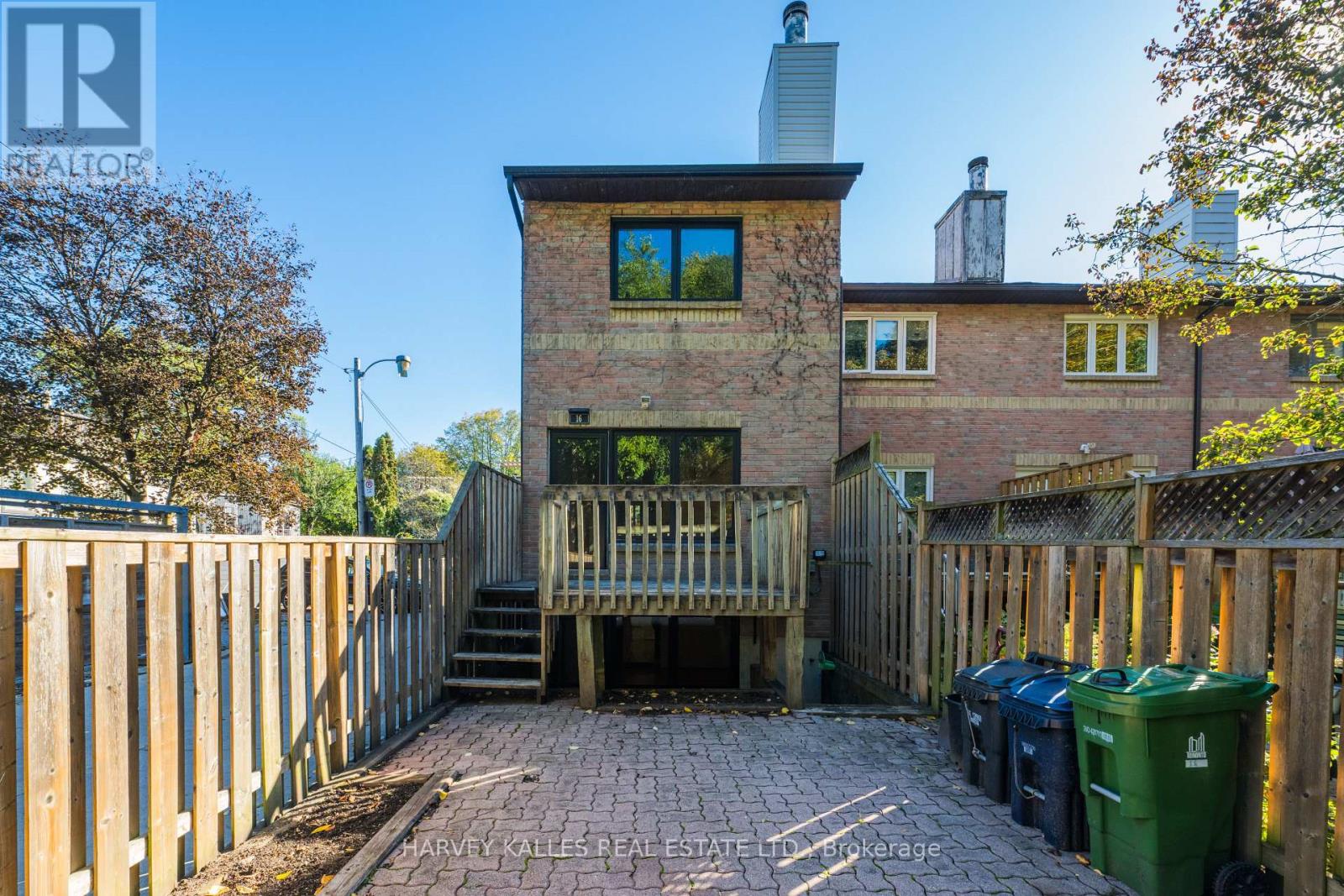 16 St. James Court, Toronto, Ontario  M4X 1X4 - Photo 37 - C14103140