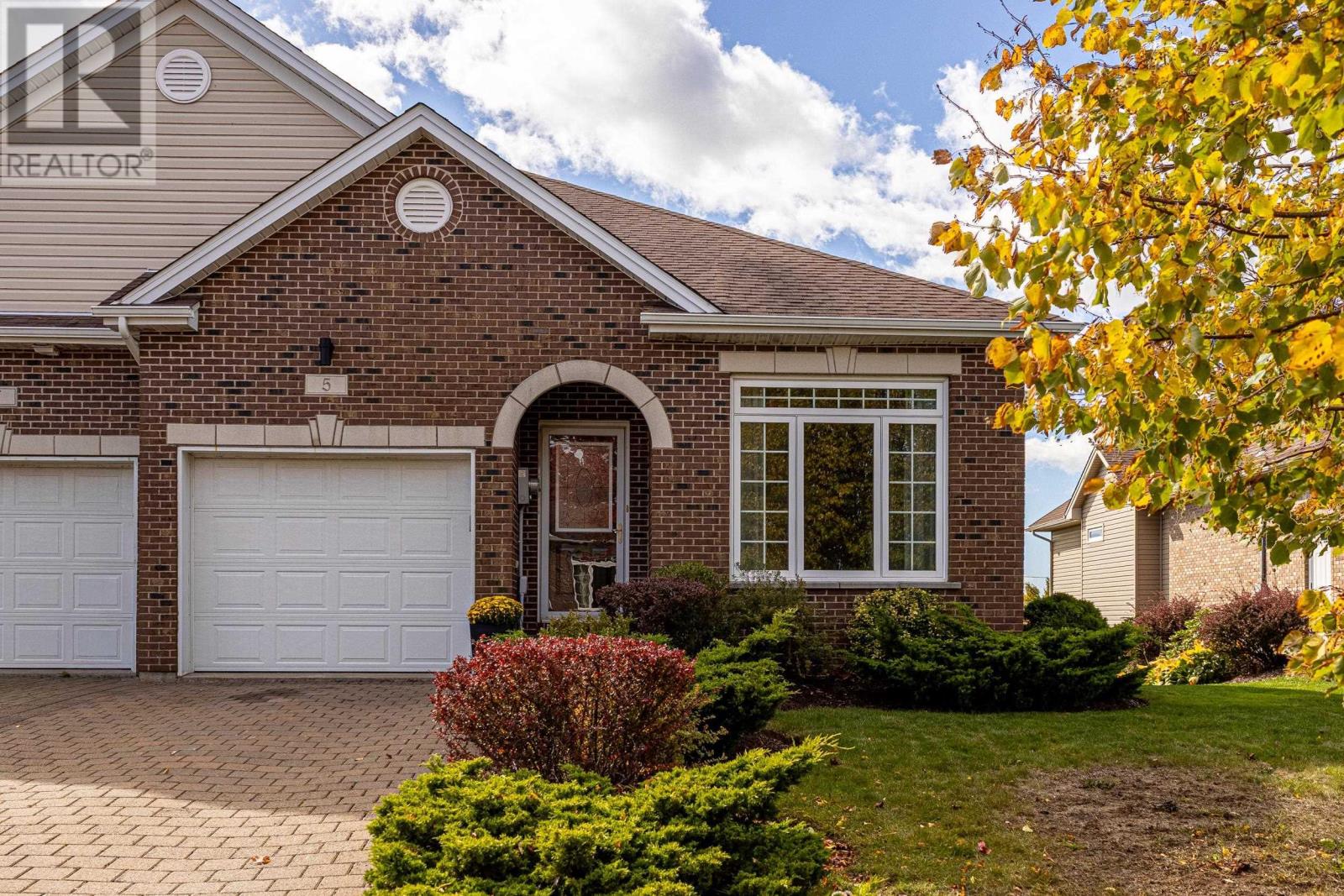 5 Cloverfield Court, Dartmouth, Nova Scotia  B2W 0E6 - Photo 3 - 202626039