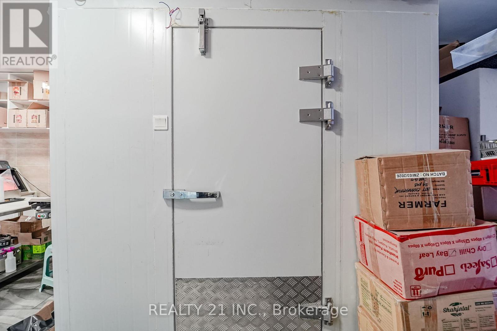 3468 Danforth Avenue, Toronto, Ontario  M1L 1E1 - Photo 16 - E14103058