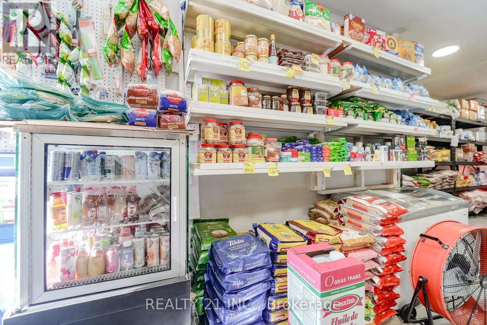 3468 Danforth Avenue, Toronto, Ontario  M1L 1E1 - Photo 6 - E14103058