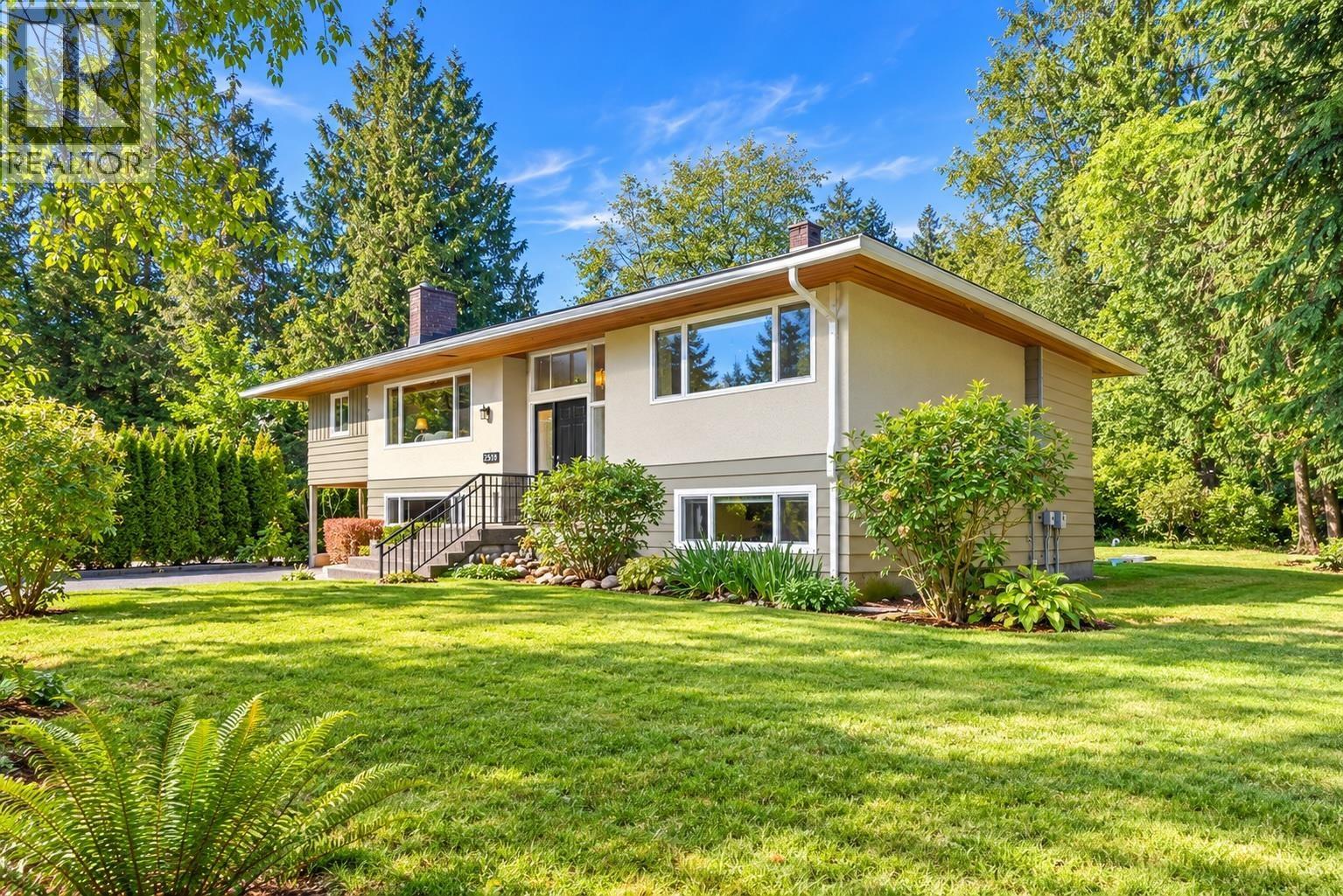 2519 EAST ROAD, anmore, British Columbia