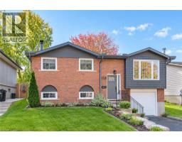 118 WHEATFIELD Crescent, Kitchener, Ontario