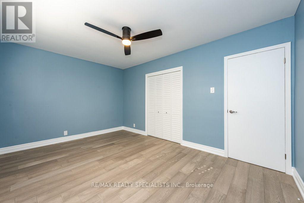 Main - 79 Clearbrooke Circle, Toronto, Ontario  M9W 2E6 - Photo 16 - W14103030