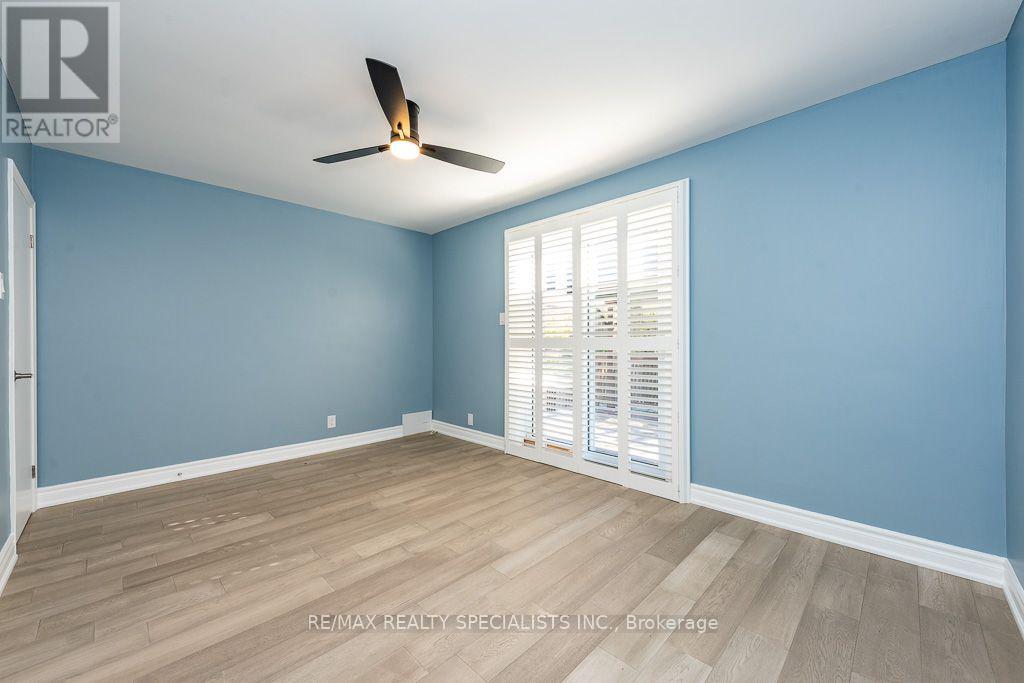 Main - 79 Clearbrooke Circle, Toronto, Ontario  M9W 2E6 - Photo 17 - W14103030