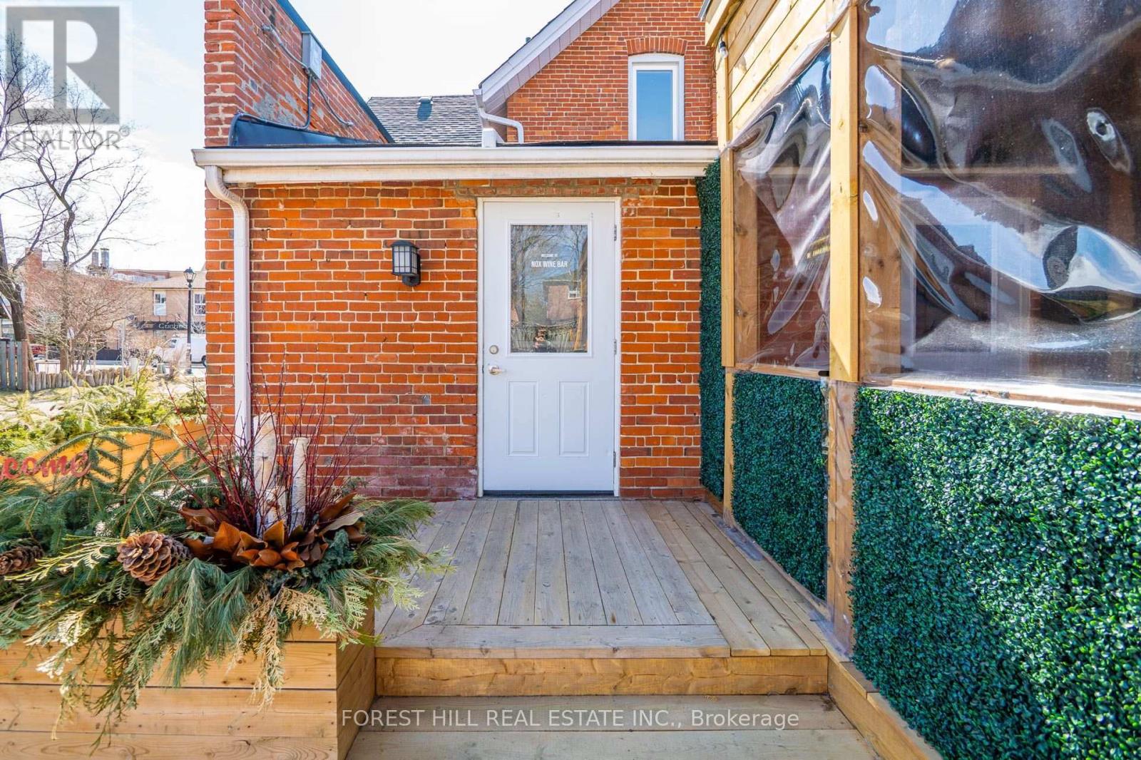 200 - 151 Queen Street S, Mississauga, Ontario  L5M 1L1 - Photo 3 - W14103038
