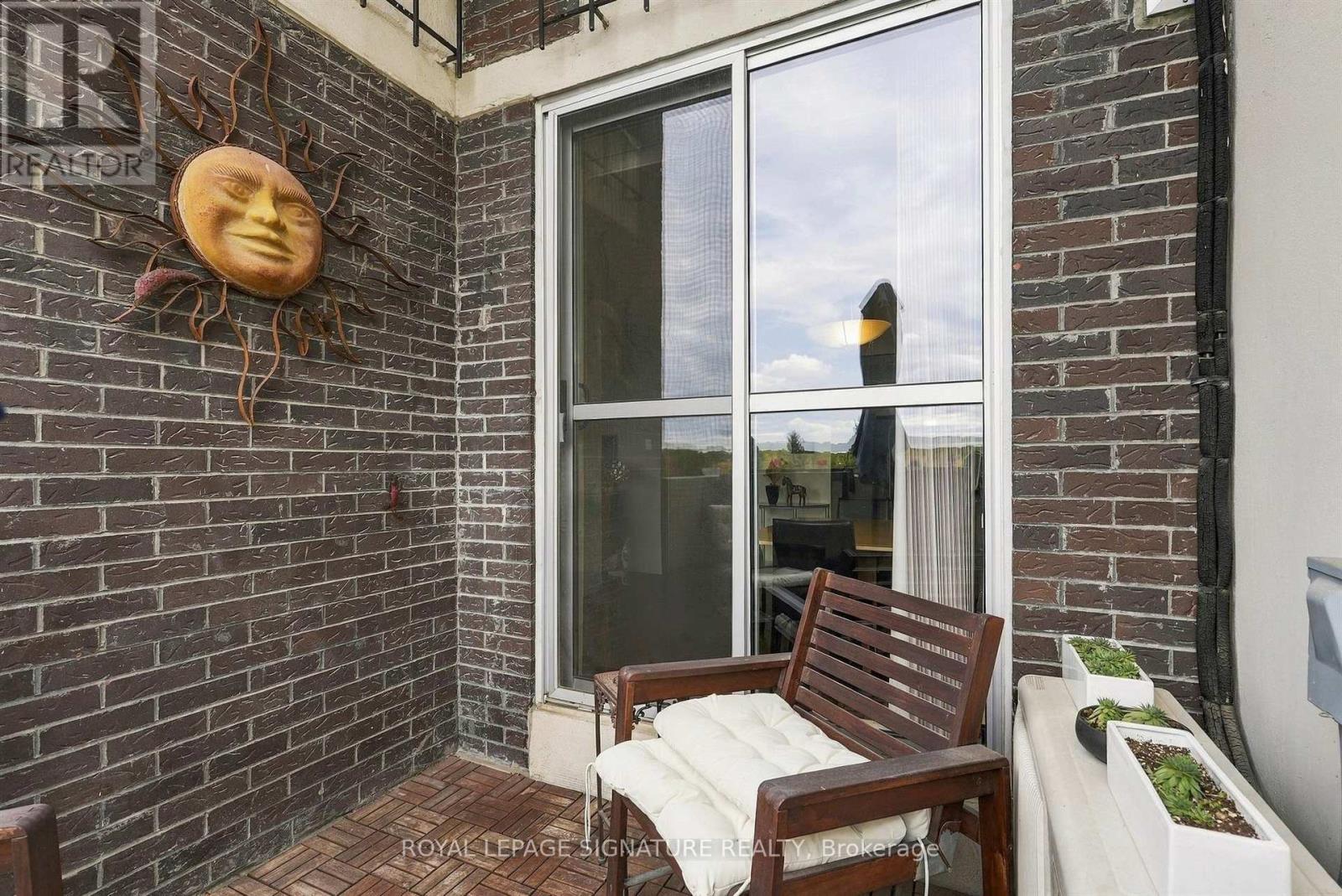 419 - 35 Ormskirk Avenue, Toronto, Ontario  M6S 1A8 - Photo 33 - W14103112