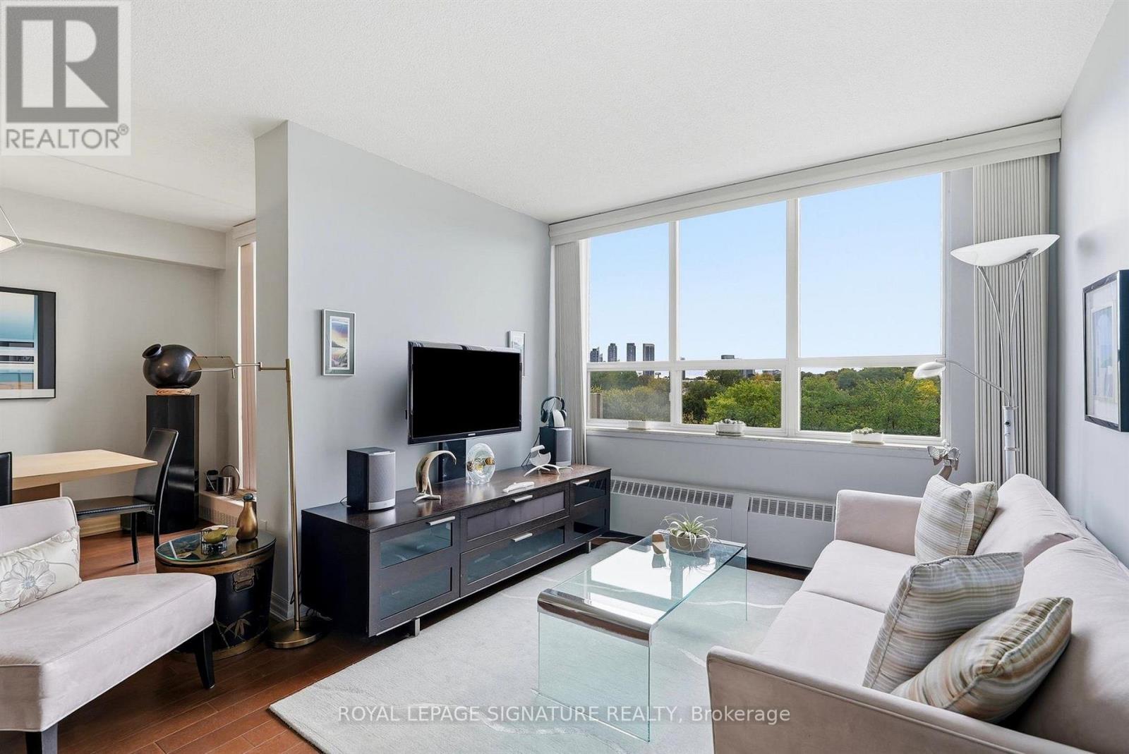 419 - 35 Ormskirk Avenue, Toronto, Ontario  M6S 1A8 - Photo 4 - W14103112