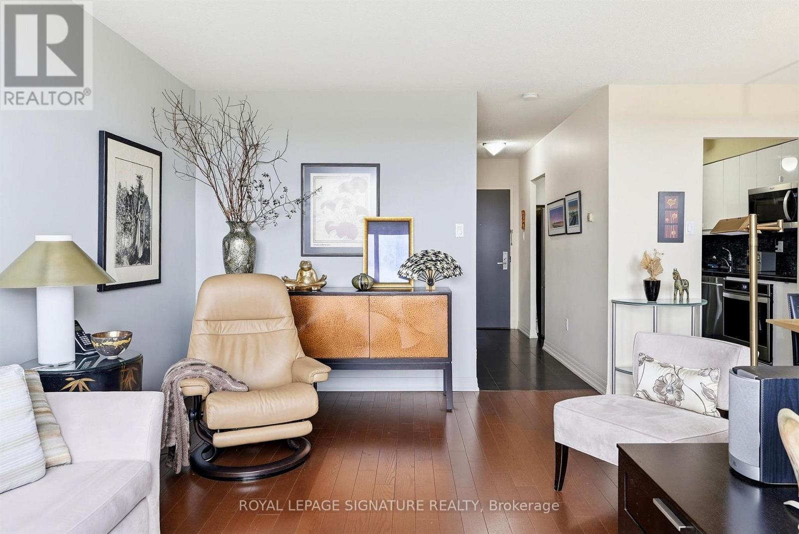 419 - 35 Ormskirk Avenue, Toronto, Ontario  M6S 1A8 - Photo 6 - W14103112