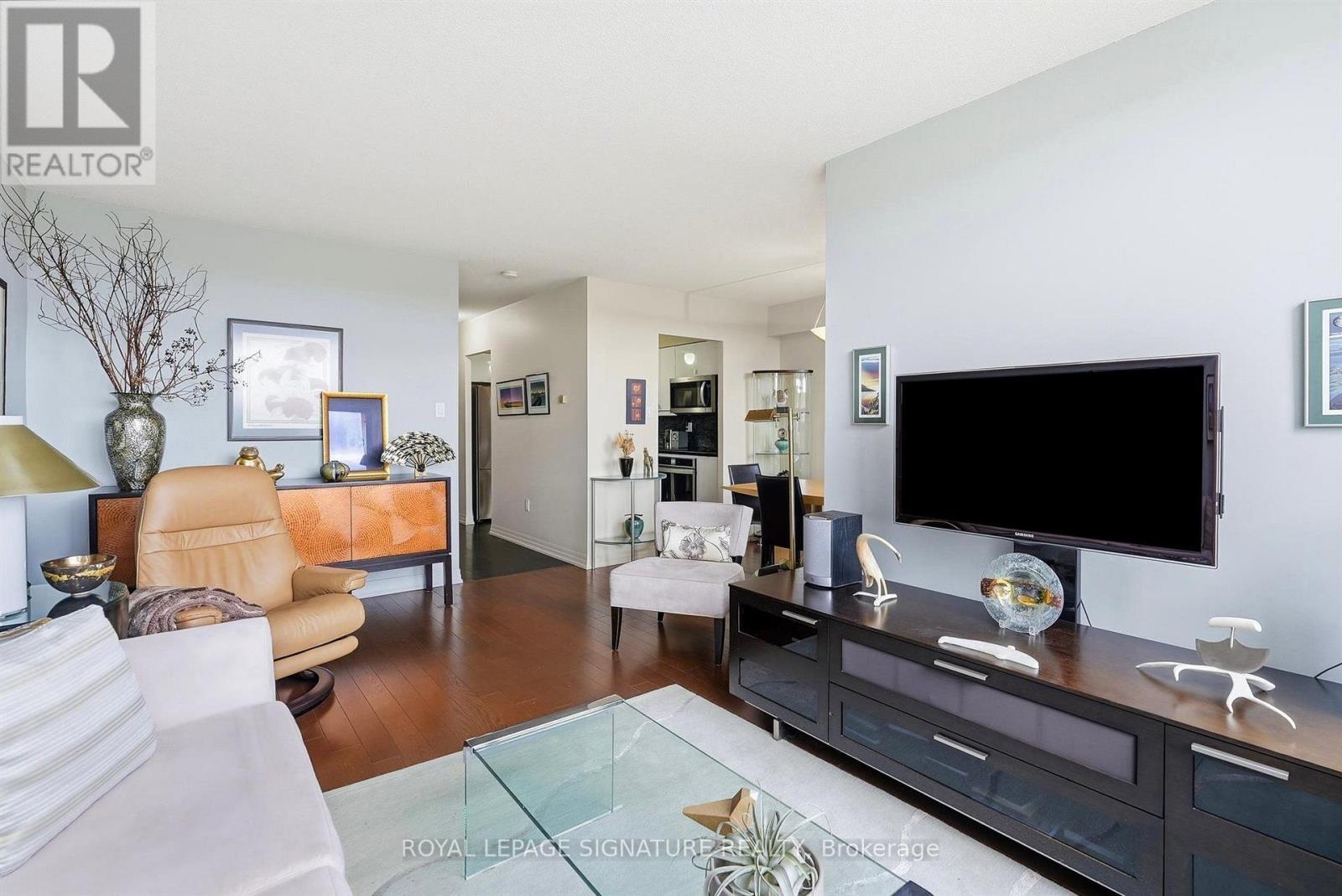 419 - 35 Ormskirk Avenue, Toronto, Ontario  M6S 1A8 - Photo 7 - W14103112
