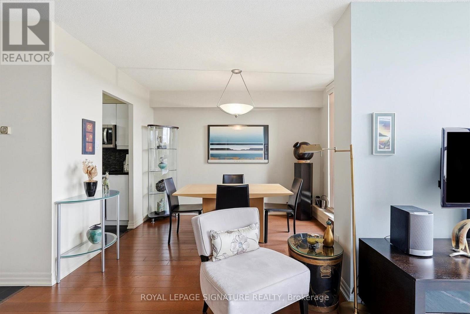419 - 35 Ormskirk Avenue, Toronto, Ontario  M6S 1A8 - Photo 8 - W14103112