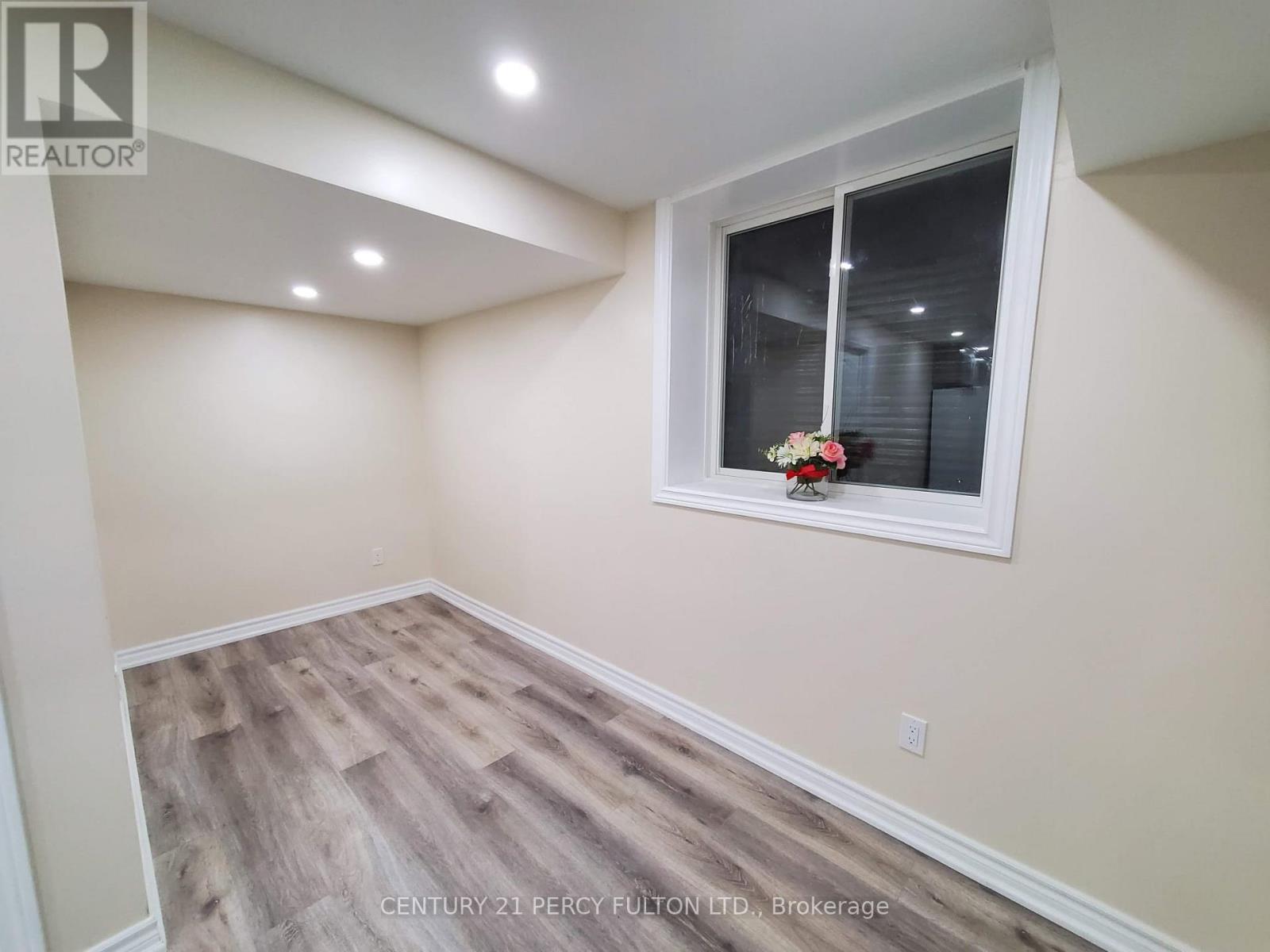 Lower - 308 Nakerville Crescent, Milton, Ontario  L9T 7T9 - Photo 11 - W14103116