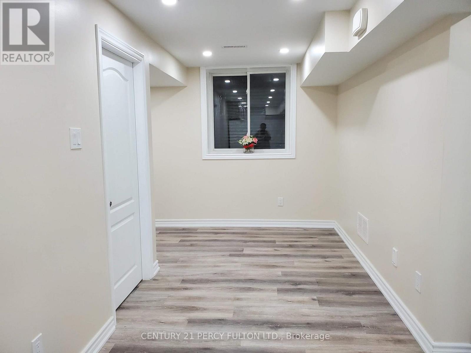 Lower - 308 Nakerville Crescent, Milton, Ontario  L9T 7T9 - Photo 12 - W14103116
