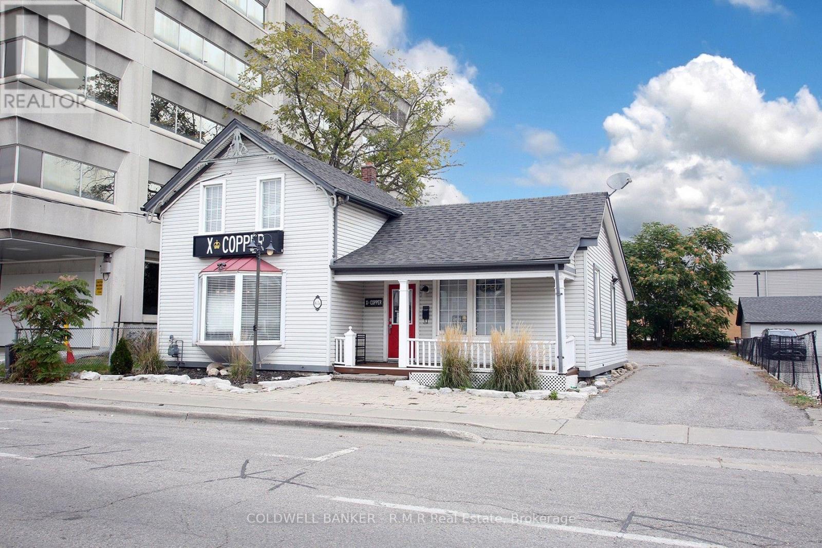 65 Albert Street, Oshawa, Ontario L1H 4R1 - Photo 2 - E13851052