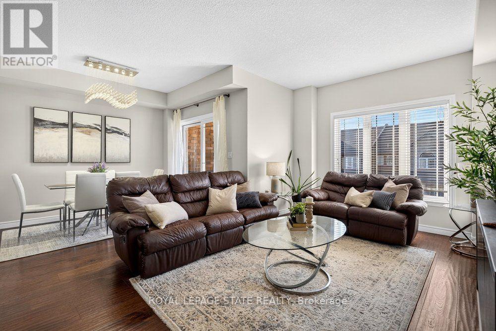 9 Bloom Crescent, Hamilton, Ontario  L0R 1P0 - Photo 3 - X14103108