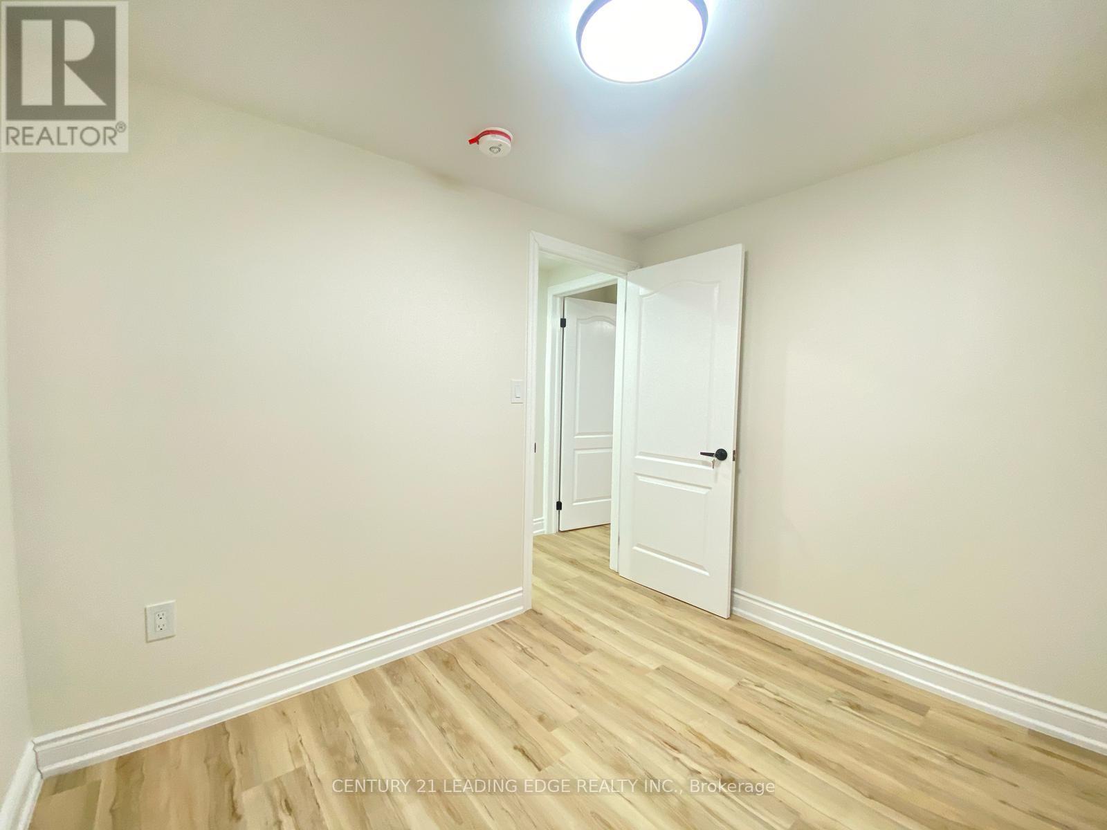 Lower - 66 Beech Avenue, Cambridge, Ontario  N3C 1X5 - Photo 4 - X14103110