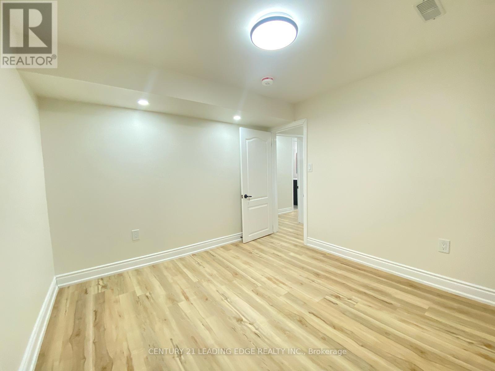 Lower - 66 Beech Avenue, Cambridge, Ontario  N3C 1X5 - Photo 5 - X14103110