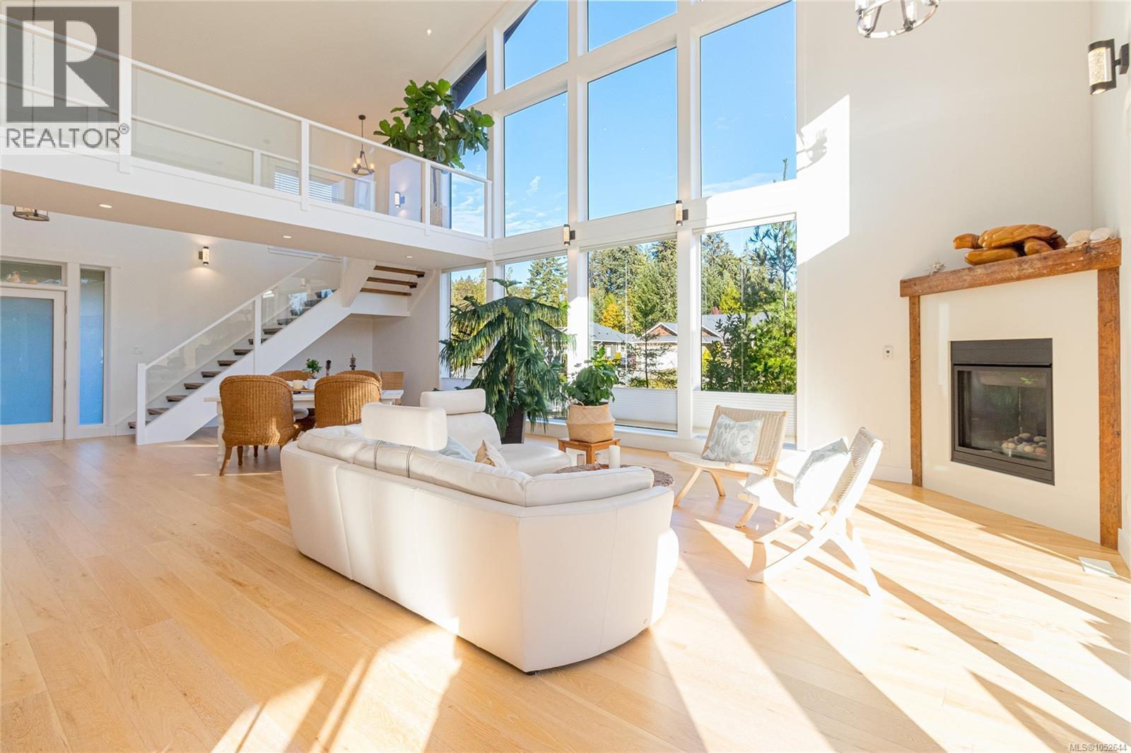 672 Mill Bay Pl