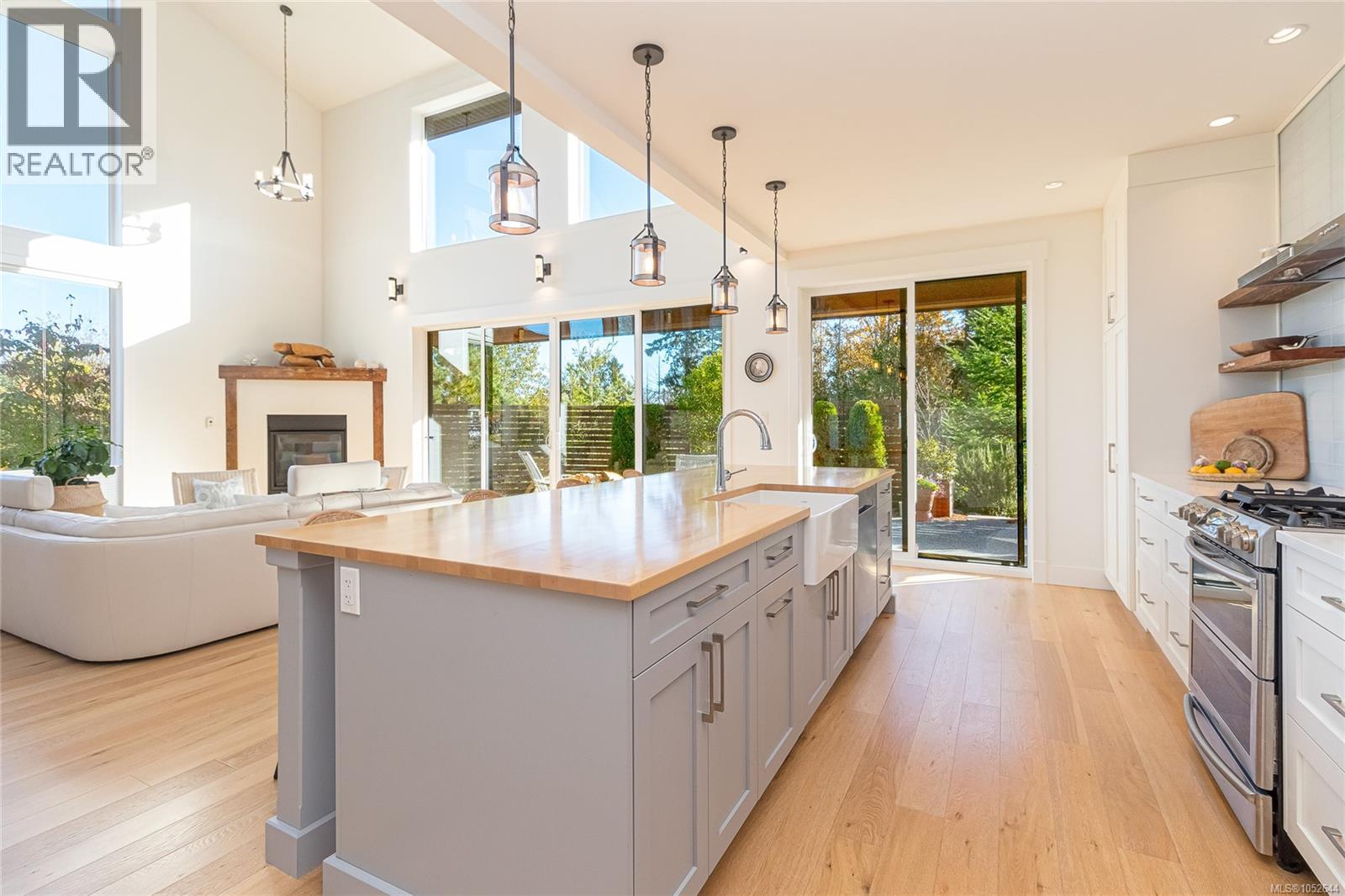 672 Mill Bay Pl