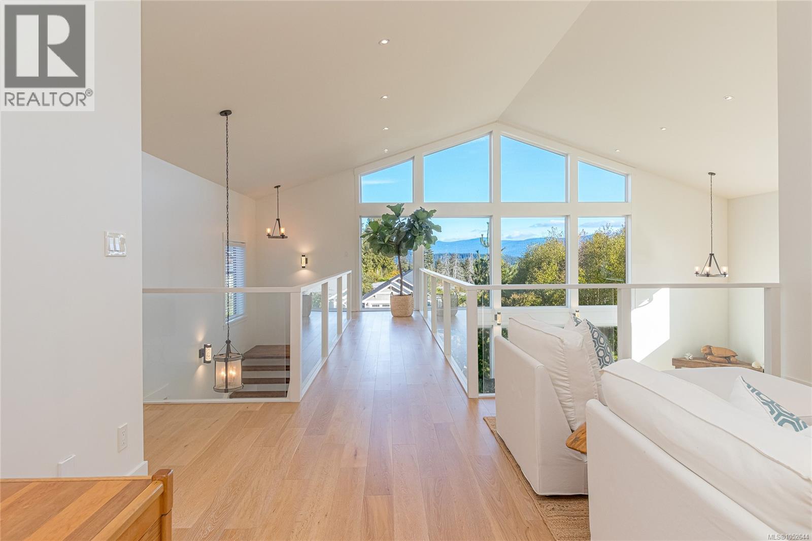 672 Mill Bay Pl