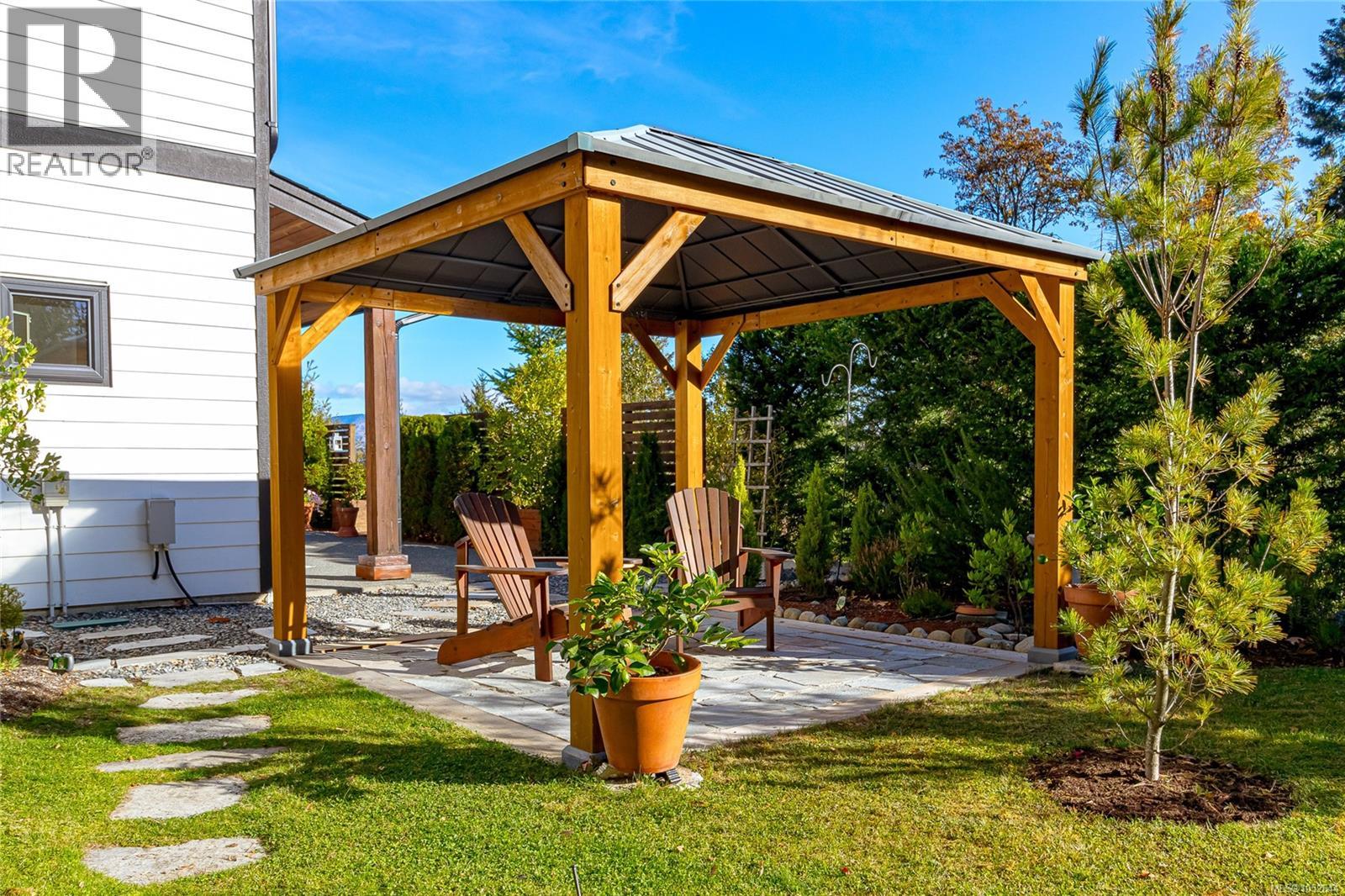 672 Mill Bay Pl