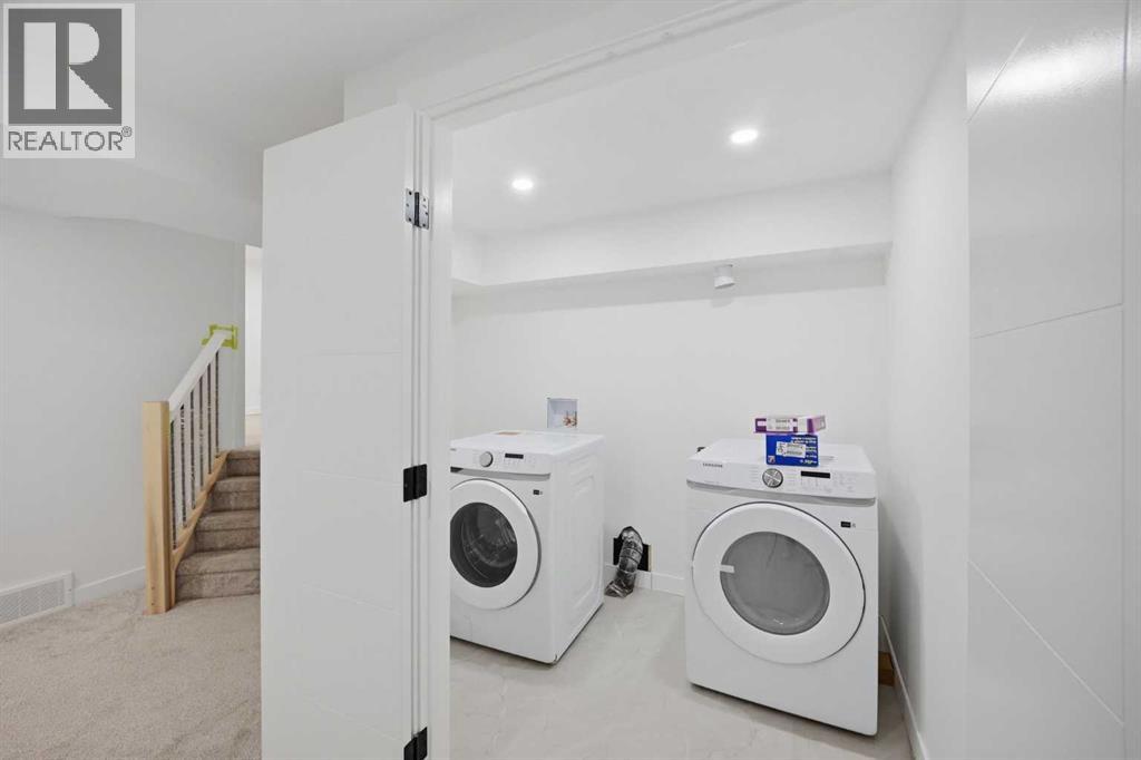 460 Queensland Place SE, Calgary, Alberta  T2J 5C9 - Photo 40 - A2350843