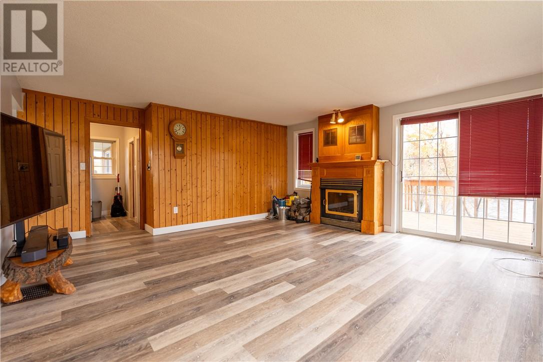 2903 Treeview Road, Greater Sudbury, Ontario  P3E 5C7 - Photo 25 - 2131052