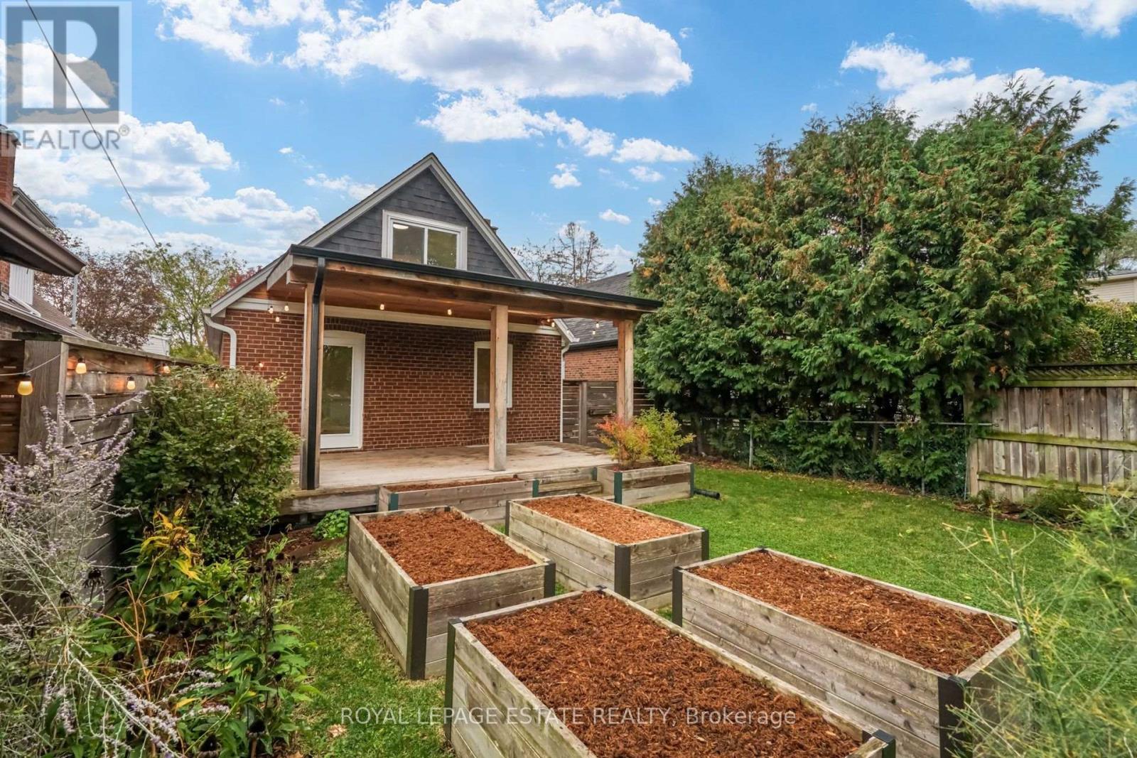 12 Norlong Boulevard, Toronto, Ontario  M4C 3W6 - Photo 38 - E14102102