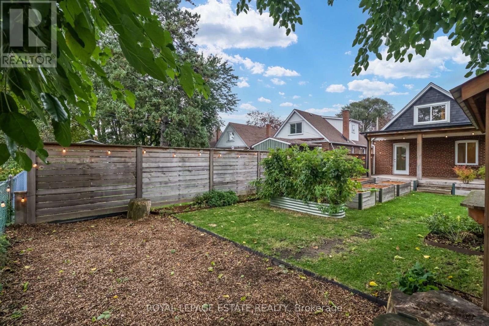 12 Norlong Boulevard, Toronto, Ontario  M4C 3W6 - Photo 42 - E14102102
