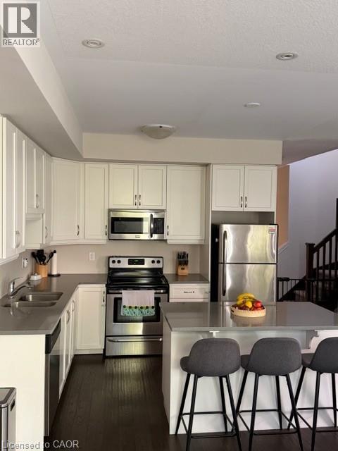 16 Beatrice Lane, Waterloo, Ontario  N2H 0B3 - Photo 5 - 40870994