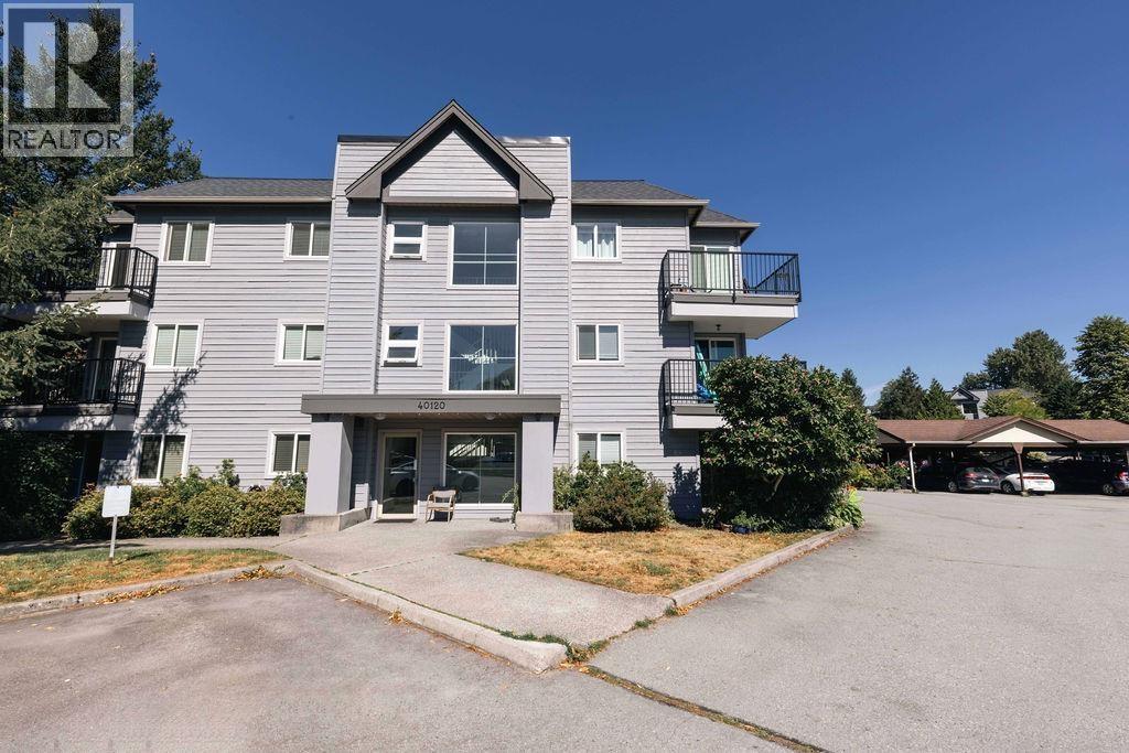 B307 40120 WILLOW CRESCENT, Squamish, British Columbia