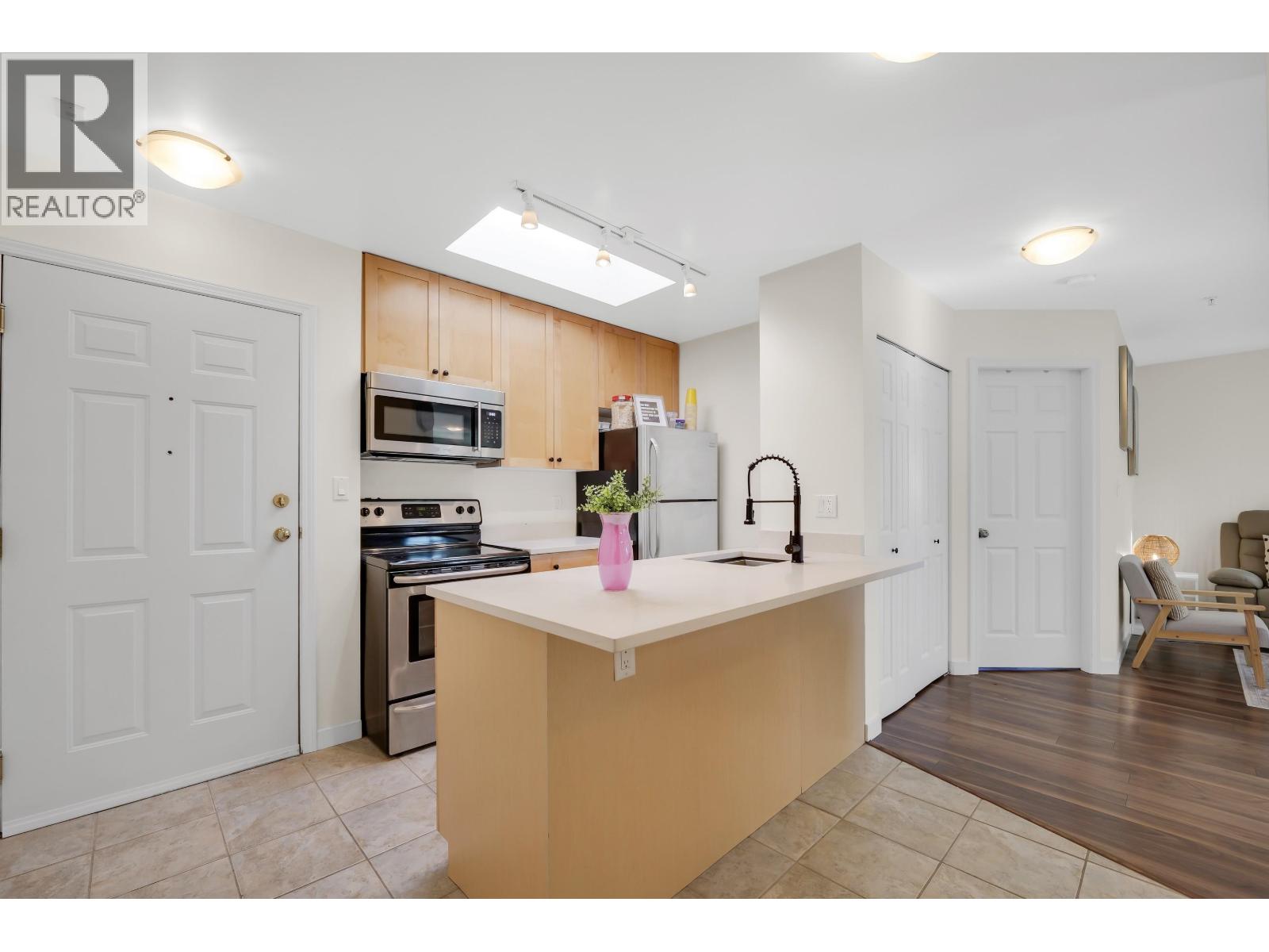 B307 40120 Willow Crescent, Squamish, British Columbia  V8B 0L7 - Photo 8 - R3177182