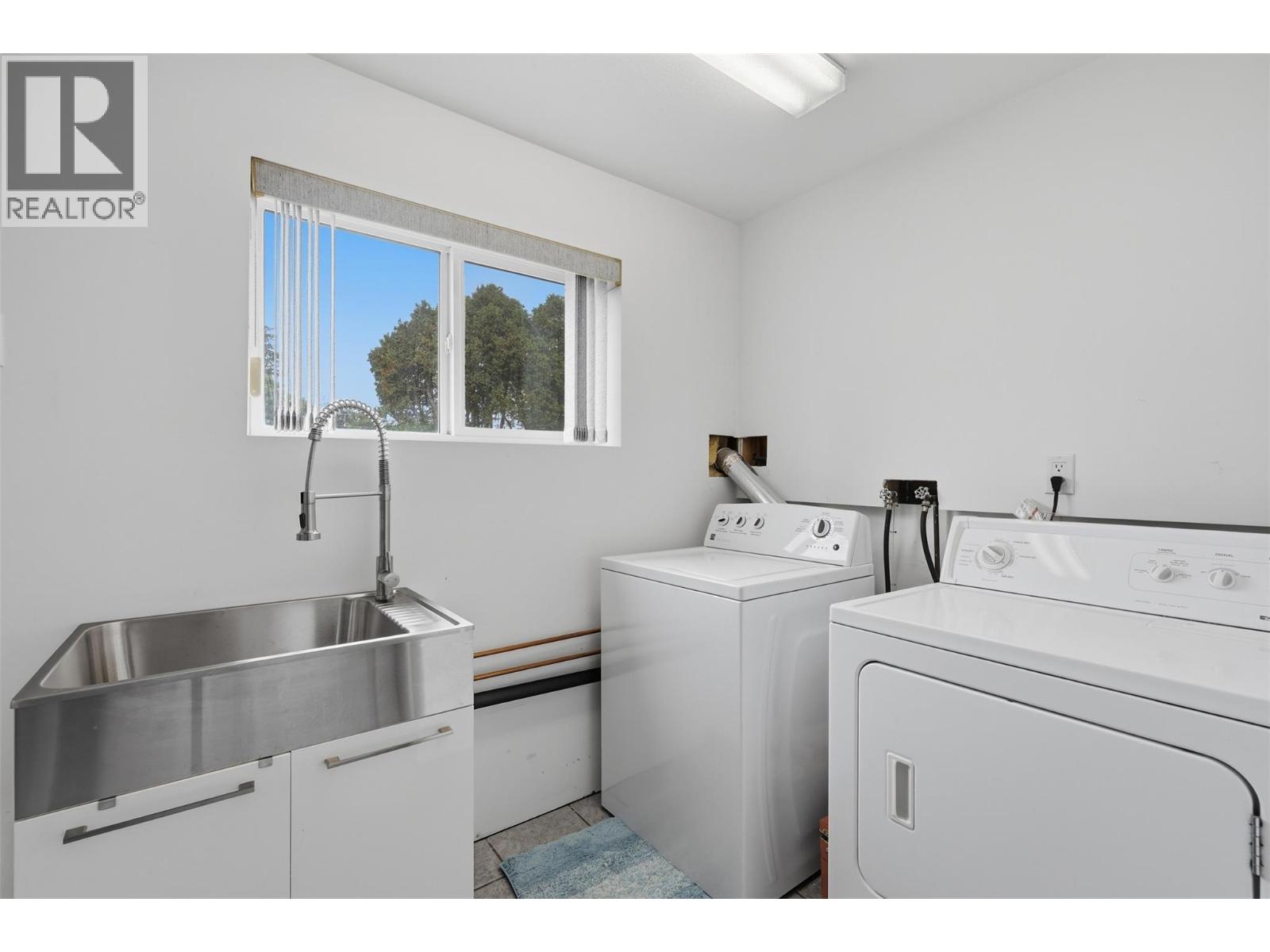851 Sumac Place, Kamloops, British Columbia  V2B 6R4 - Photo 27 - 10404101