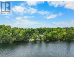 101 ARTHUR ROAD, Tay Valley, Ontario