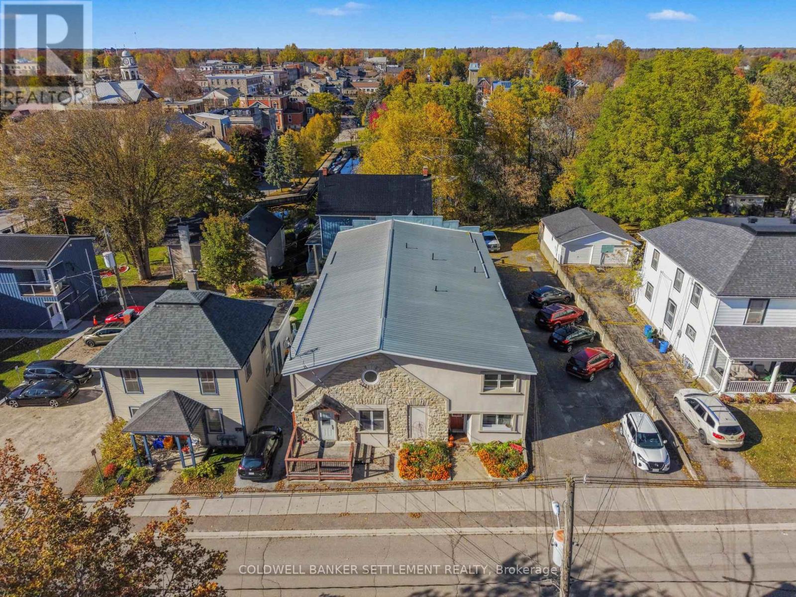 25 Harvey Street, Perth, Ontario  K7H 1W5 - Photo 2 - X14103158