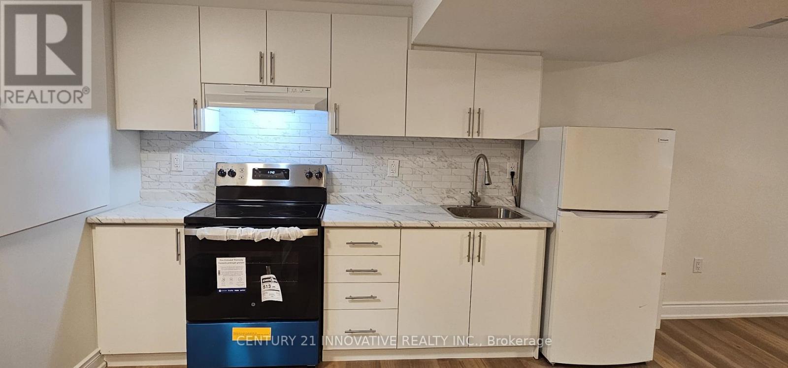 2 Blackburn Crescent, Ajax, Ontario L1S 5Z2 - Photo 9 - E13820280