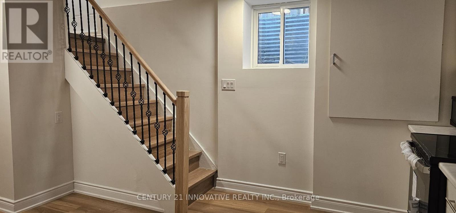 2 Blackburn Crescent, Ajax, Ontario L1S 5Z2 - Photo 6 - E13820280