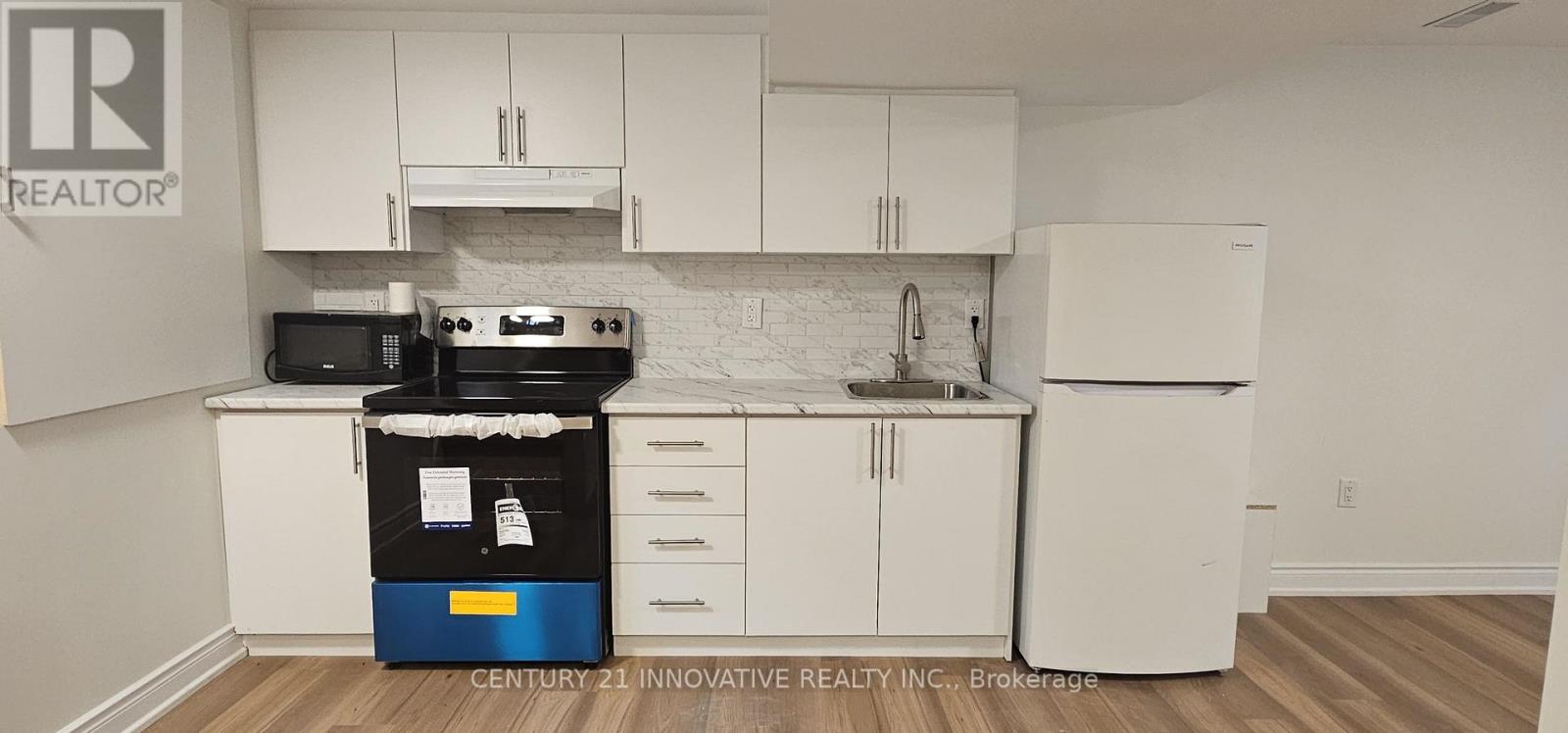 2 Blackburn Crescent, Ajax, Ontario L1S 5Z2 - Photo 8 - E13820280