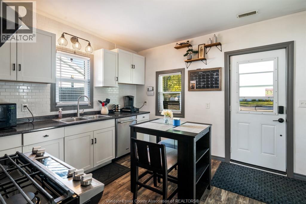 76 Jenner, Essex, Ontario  N8M 1G7 - Photo 3 - 26025930