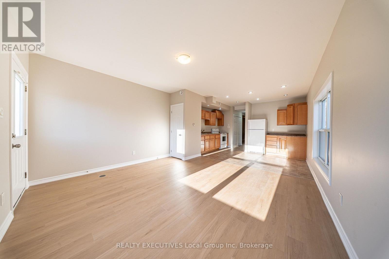 860 Worthington Street E, North Bay, Ontario  P1B 1J4 - Photo 14 - X14103222
