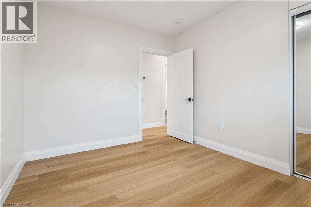 121 Toby Crescent Unit# Main, Hamilton, Ontario  L8T 2N9 - Photo 16 - 40872698