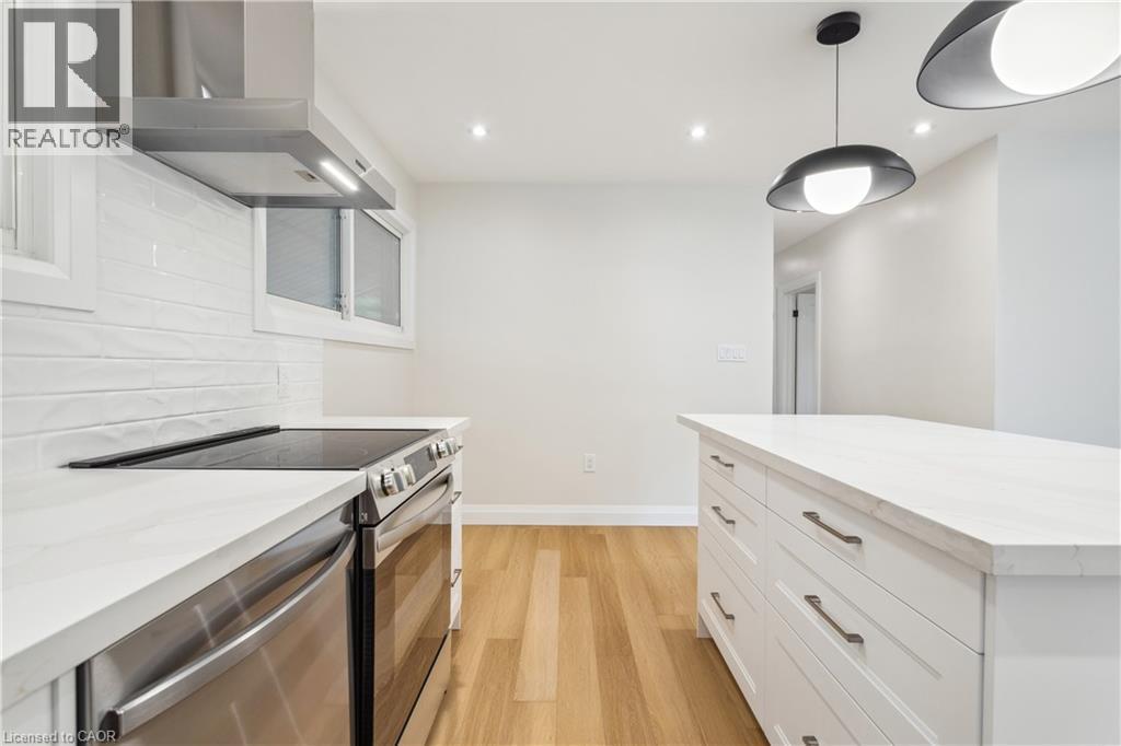 121 Toby Crescent Unit# Main, Hamilton, Ontario  L8T 2N9 - Photo 4 - 40872698
