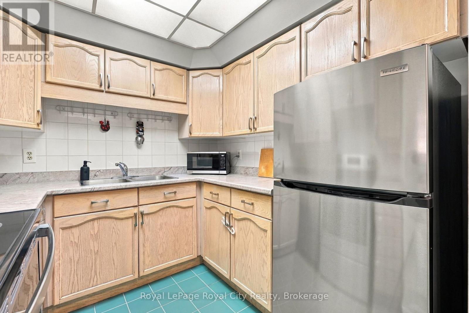 102 - 107 Bagot Street, Guelph (Junction/onward Willow), Ontario  N1H 8H5 - Photo 17 - X14103256