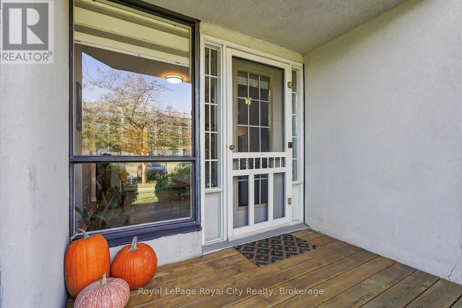 102 - 107 Bagot Street, Guelph (Junction/onward Willow), Ontario  N1H 8H5 - Photo 3 - X14103256