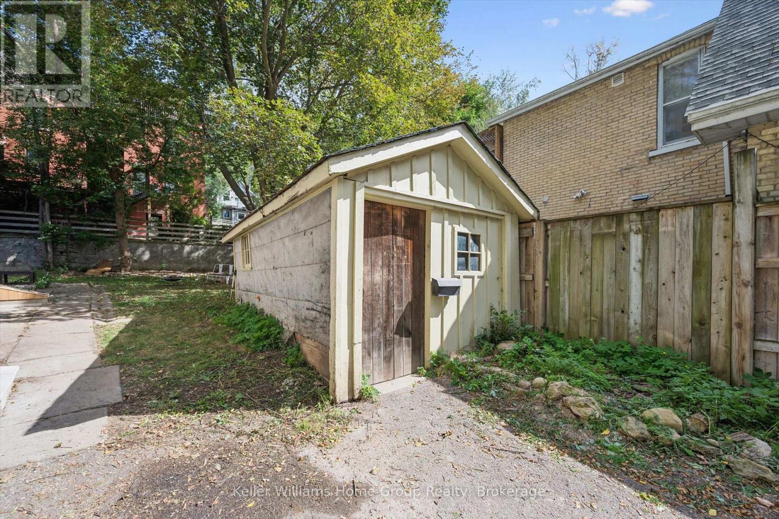37 Arthur Street N, Guelph (St. George's), Ontario  N1E 4T7 - Photo 34 - X14103284