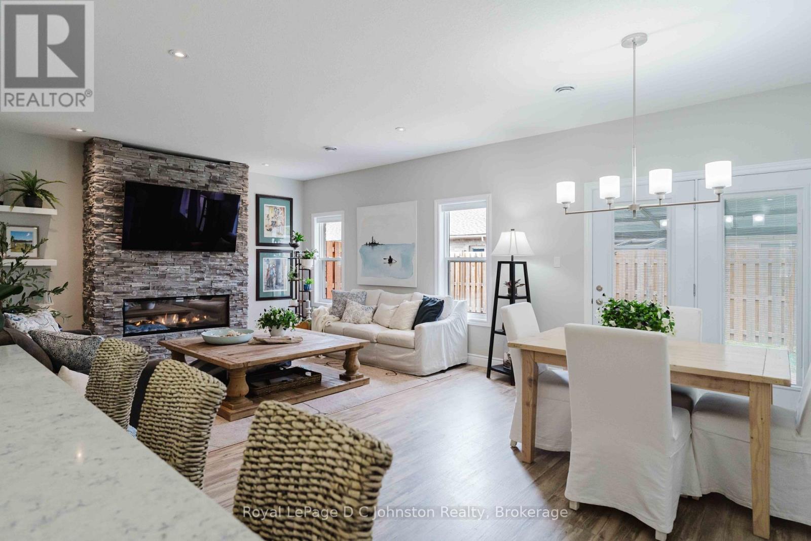 221 Grenville Street S, Saugeen Shores, Ontario  N0H 2L0 - Photo 13 - X14103312