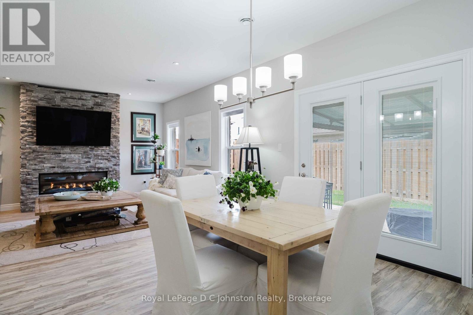 221 Grenville Street S, Saugeen Shores, Ontario  N0H 2L0 - Photo 16 - X14103312